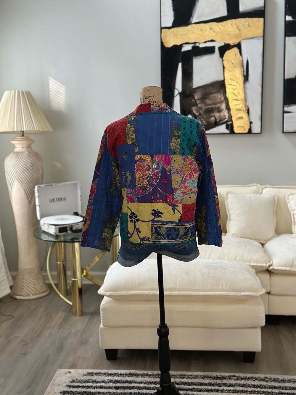 Vintage Chico's Silk Quilted Patchwork Jacket Colorful Oriental Print size 0 - Picture 3 of 4